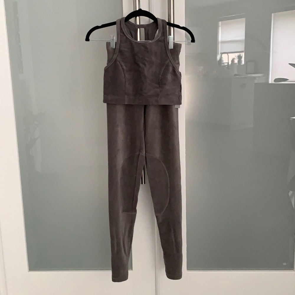 NWT Aerie Gray Corduroy Sports Bra & legging set. Top size S, Bottom size XS.
